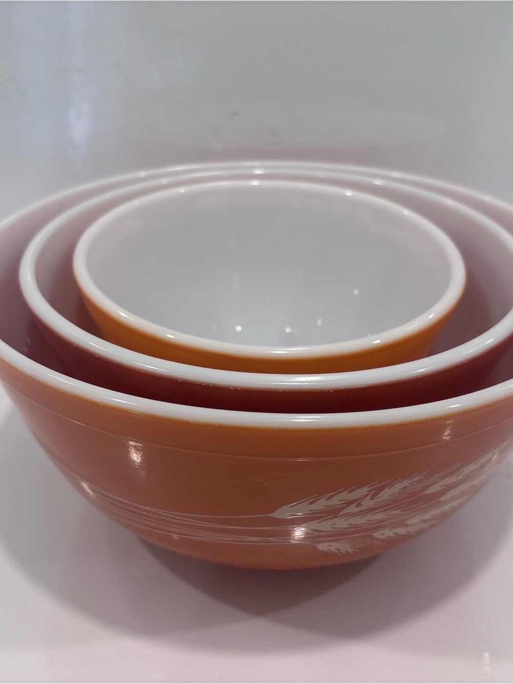 Vintage Pyrex wheat set of 3 nesting mixing bowls 401 402 403 orange yellow